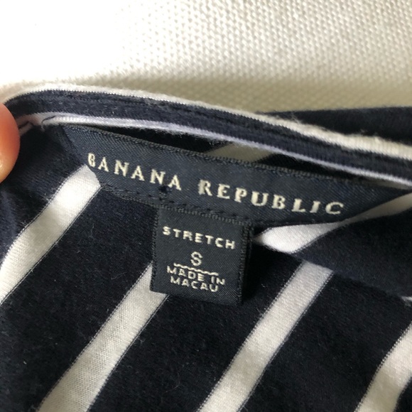 3/$15 Banana Republic Striped Tank Sz small - Picture 6 of 6